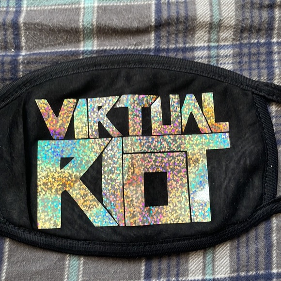 Virtual Riot Rave Mask - Picture 2 of 3
